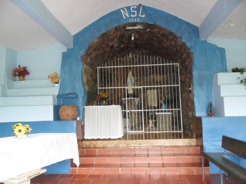 Gruta Nossa Senhora de Lurdes